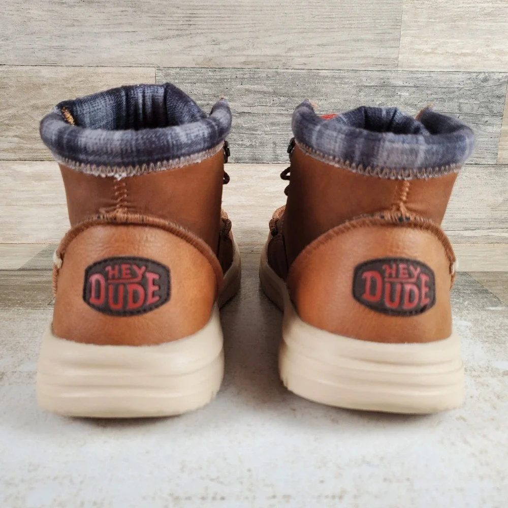 Hey Dude Bradley Classic Mens Boots Sz 8 Cognac Leather Round Moc Toe Lace Up